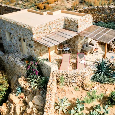 Hotel Nautilia - Luxury Suites&cottages
