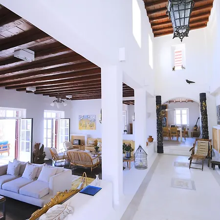 Nautilia - Luxury And Hotell