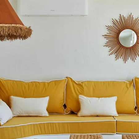 Nautilia - Luxury And Hotel