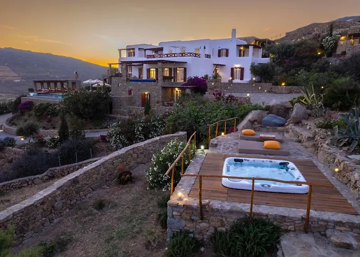 Hotel Nautilia - Luxury And 3*